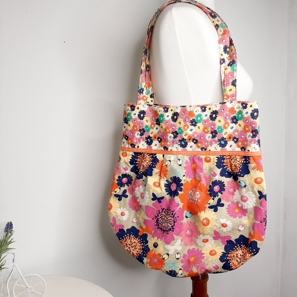 Floral Tote - Picture 2 of 4